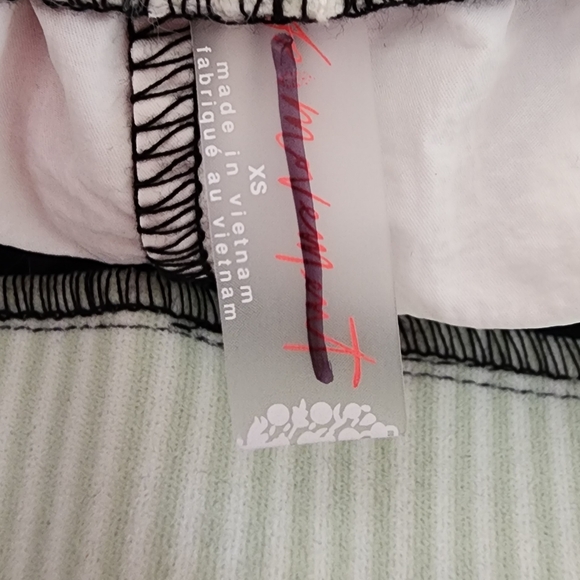 Free People Sundaze board shorts white black NWOT XS women's - Picture 5 of 5